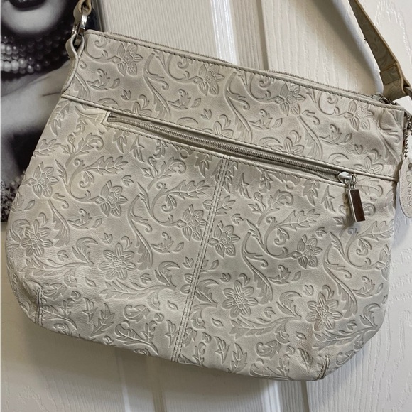 Leather Embossed Shoulder Bag Cream Color Leather - Picture 1 of 8